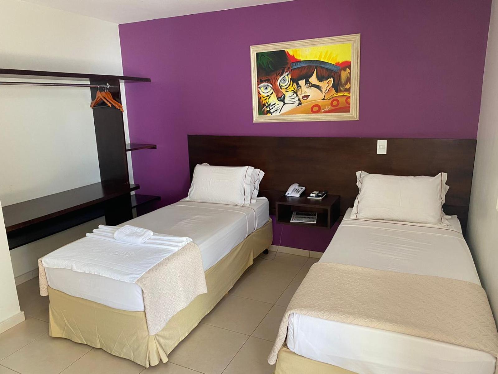 Porto Center Hotel Luís Eduardo Magalhães Buitenkant foto
